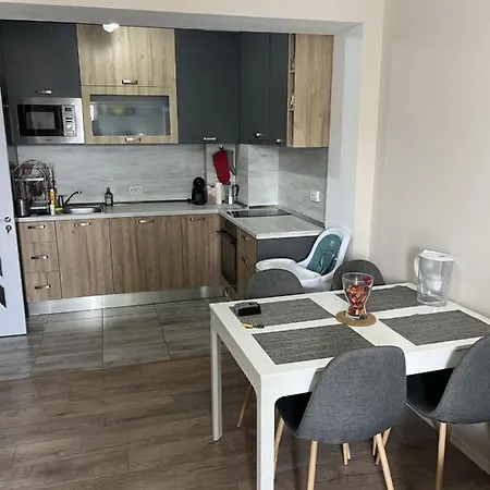 Apartment 1 Bedroom Sweet Mountain View Sofia