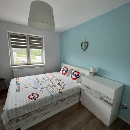1 Bedroom Sweet Mountain View *